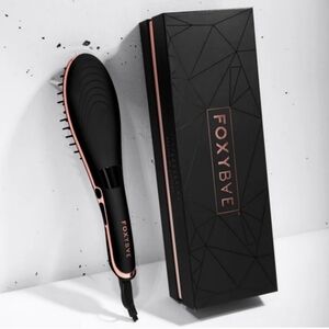 Foxybae Hair Straightening Brush Rose Gold &  Black